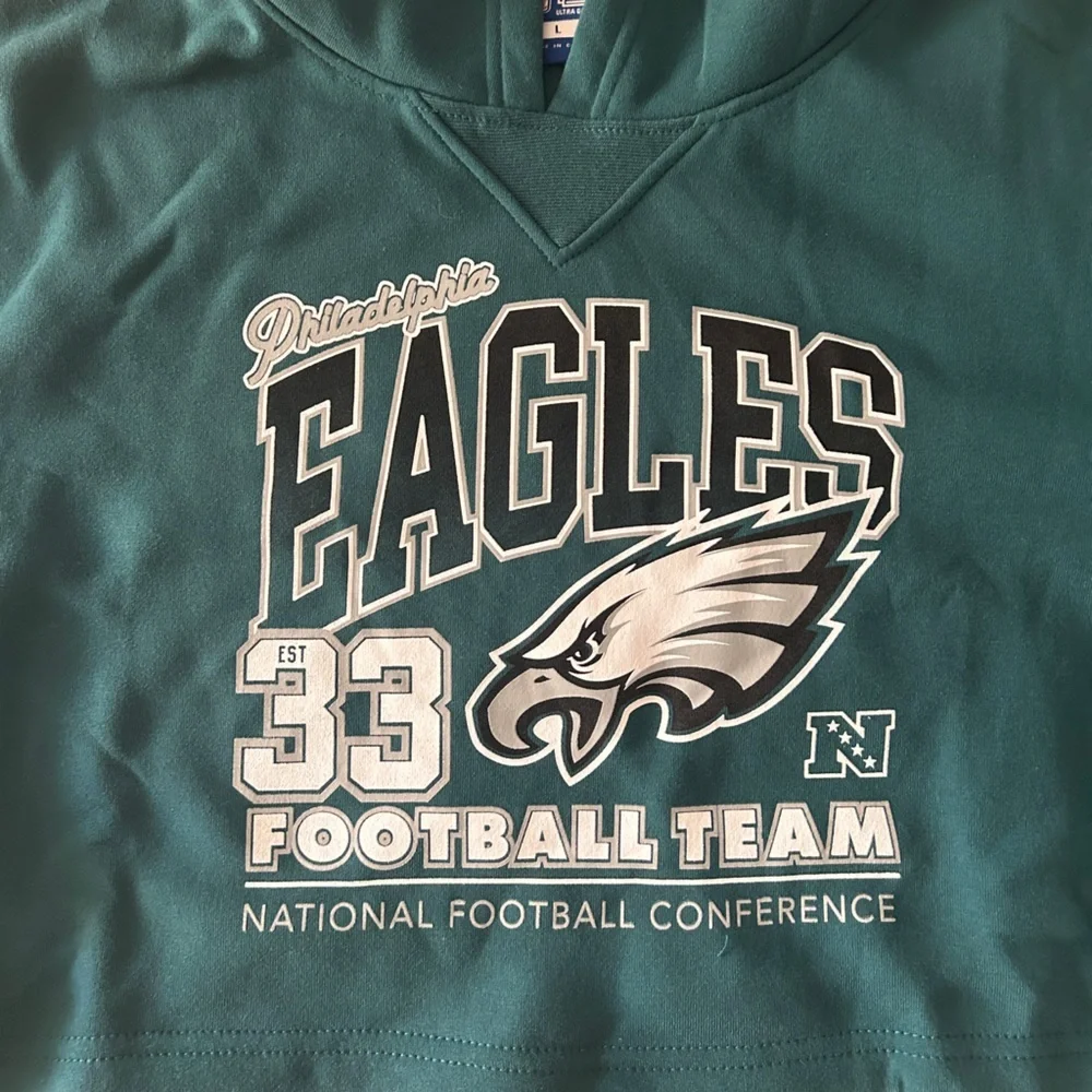 NFL Philadelphia Eagles Women’s Crop Hoodie, Rare, Official Ultra Game- NWT - Picture 3 of 7